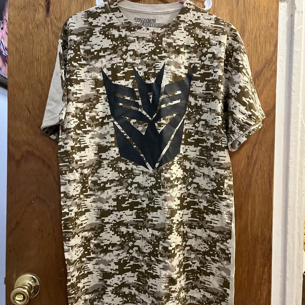 Men's Size L Trans Formers Tee Shirt New without tags